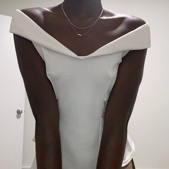 Off Shoulder Princess Tiana Style Fairy Cottage Core White Peplum Top - Picture 2 of 4